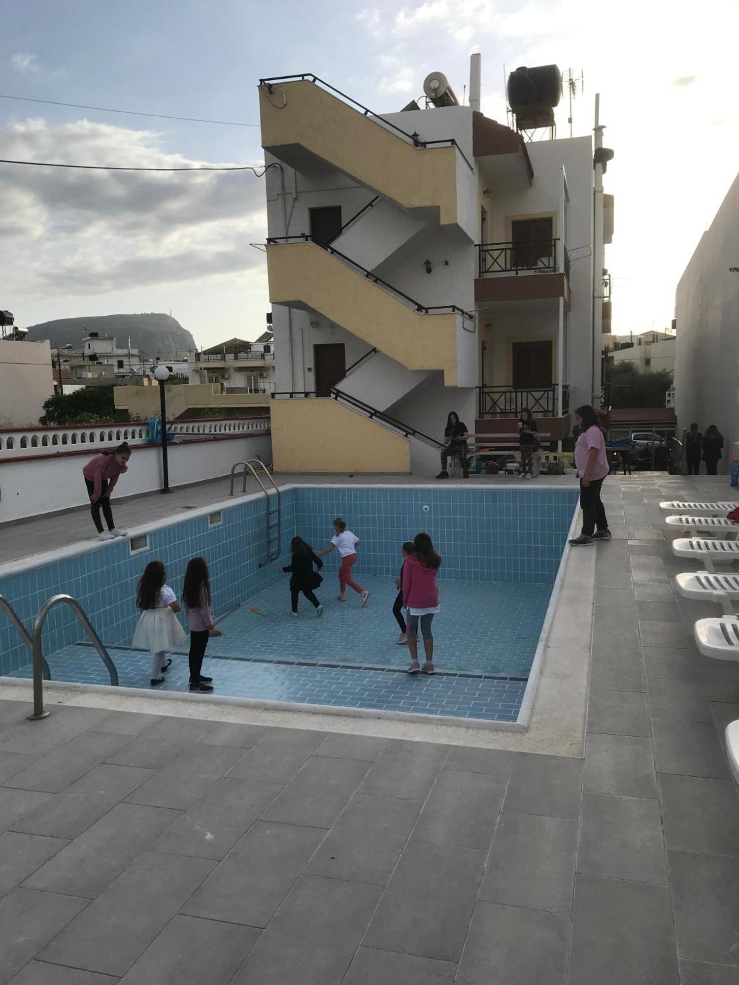 Eleni Apartments 赫索尼索斯 外观 照片